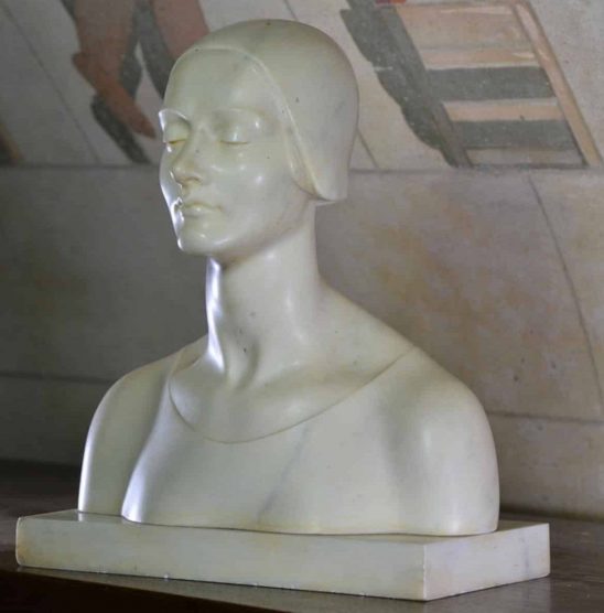 A Milano, sulle tracce di Thea Caslbore Rasini Thea Caslbore Rasini, Busto femminile